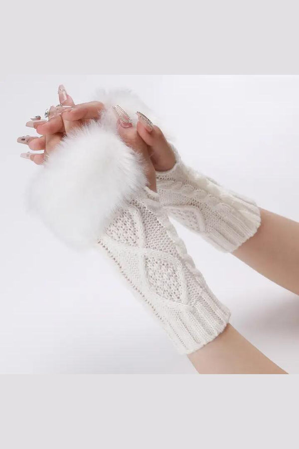 Byren Hansker Fuffy hvit