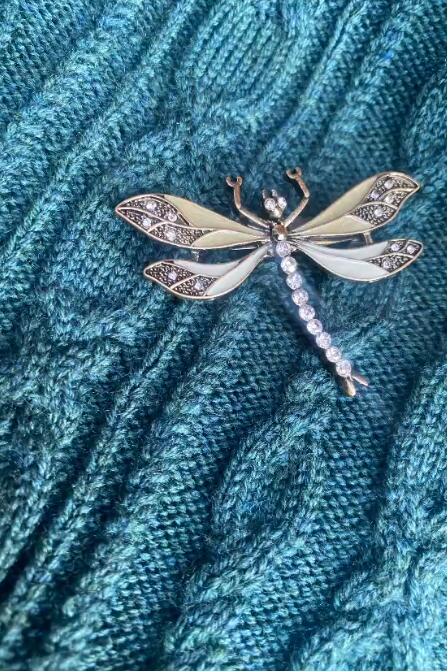 Lovett & Co Brosje Dragonfly krystall grønn