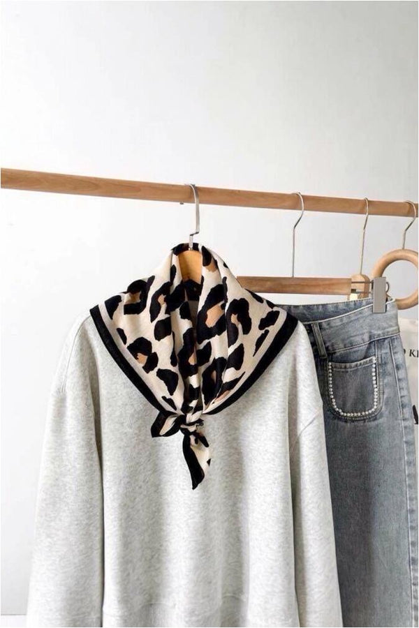 Byren Skjerf Farrah leo beige