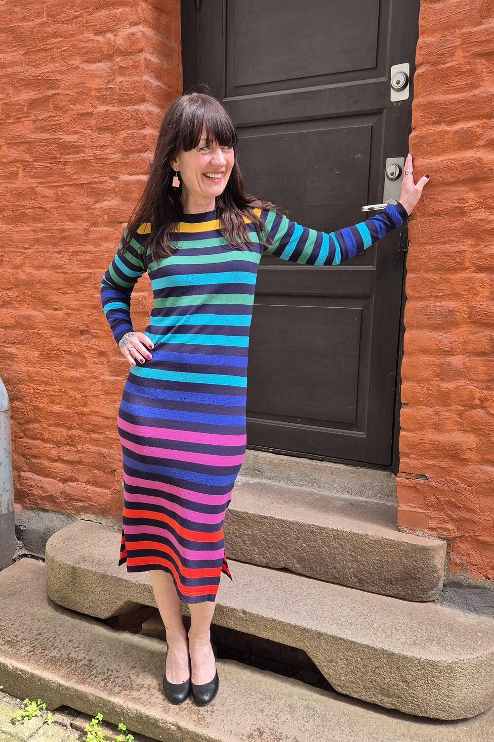 Regnbue kjole - fra Manillusion, Oslo