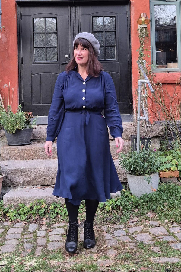 Weekend Doll Claire - marineblå skjortekjole i viskose
