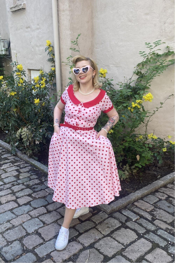 Collectif Swingkjole Dora polkadot rosa/rød